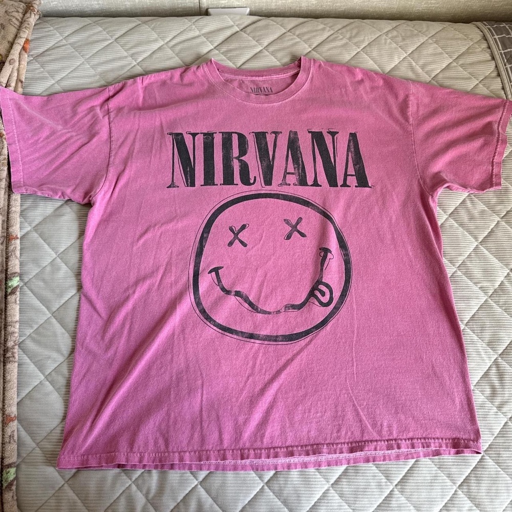 Women's Pink T-shirt